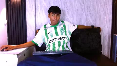 Snapshot of kyle_dimons chatting on 02.25.26 Kyle Dimons online show from 02.25.26