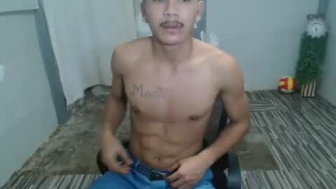 Snapshot of kyle_lourence chatting on 05.24.26 kyle_lourence online show from 05.24.26