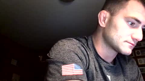 Snapshot of kylegotittt chatting on 12.19.24 Hotbody545 online show from 12.19.24