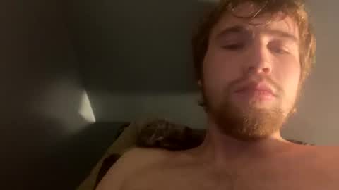 Snapshot of kylelovepussy69 chatting on 02.01.25 kylelovepussy69 online show from 02.01.25