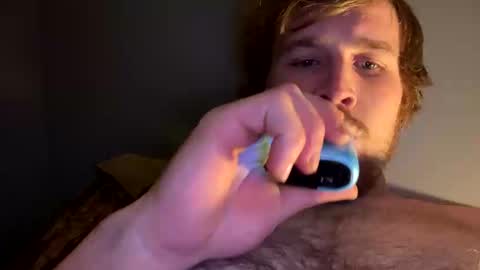 Snapshot of kylelovepussy69 chatting on 02.05.25 kylelovepussy69 online show from 02.05.25