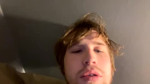 Snapshot of kylelovepussy69 chatting on 03.09.25 kylelovepussy69 online show from 03.09.25