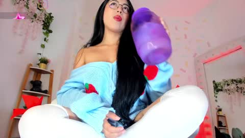 Kylie online show from 12.04.24