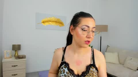 Kylie online show from 06.02.26