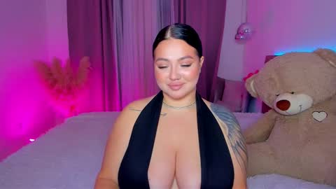Kylie Lips online show from 10.18.25