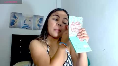 Snapshot of kylie_loveee chatting on 12.15.25 Paola online show from 12.15.25