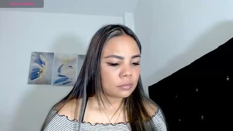 Snapshot of kylie_loveee chatting on 03.01.26 Paola online show from 03.01.26