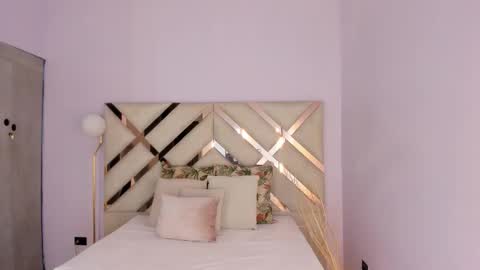 Kylie Reyes  online show from 03.26.26