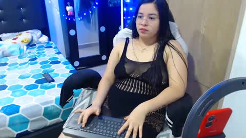 Snapshot of kylie_switch chatting on 12.14.24 Instagram Kylie switch followme buy lovense here online show from 12.14.24