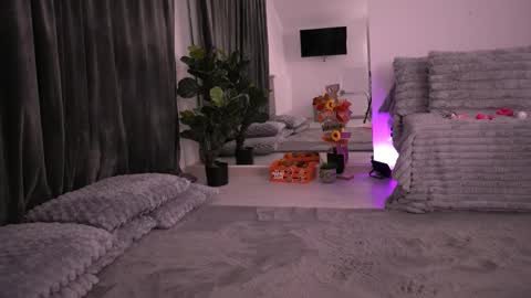 Kylie online show from 11.13.25