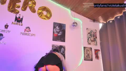 Snapshot of kyliekandy chatting on 05.18.26 online show from 05.18.26