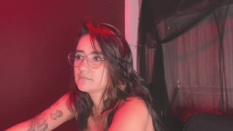 K Y L I E online show from 12.21.25