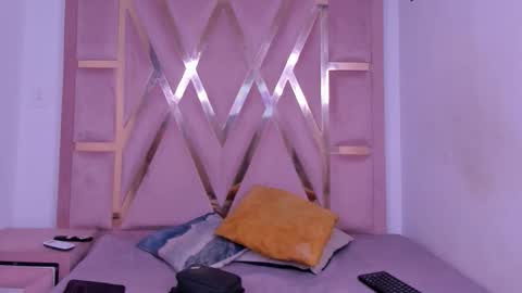 Snapshot of kymasm chatting on 02.20.26 kym online show from 02.20.26