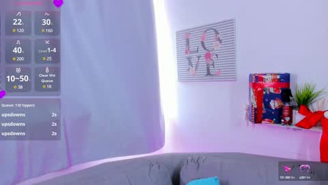 Alejandra online show from 12.30.24