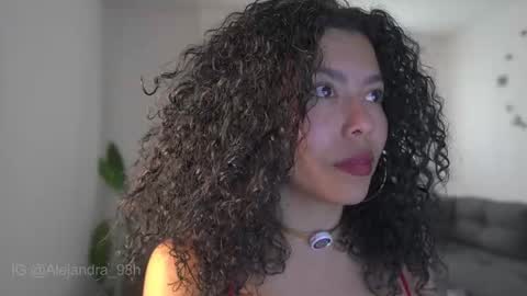 schedule 300 pm - 1100pm colombia time online show from 03.08.26