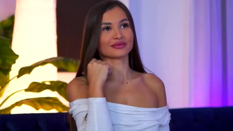 Kyssa online show from 10.18.25