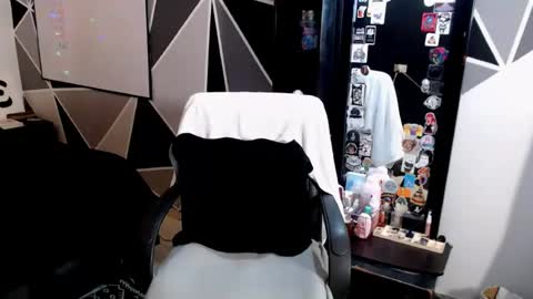 Snapshot of l0lavelvet chatting on 06.11.26 l0lavelvet online show from 06.11.26