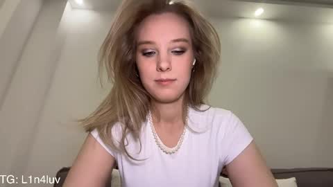 Snapshot of l1n4luv chatting on 05.04.26 lina online show from 05.04.26