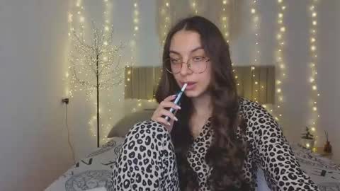 Margo  online show from 12.15.25