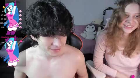 Snapshot of l1ttlekiki chatting on 03.07.25 Sara online show from 03.07.25