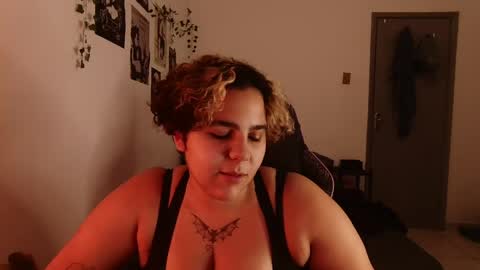 Snapshot of l_uknow chatting on 05.18.26 Alex online show from 05.18.26