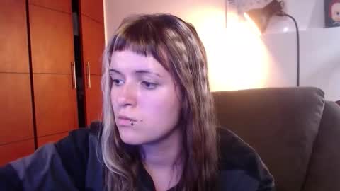 Snapshot of la_femme_fatale_ chatting on 10.20.25 Hanna FREE ONLYFANS online show from 10.20.25