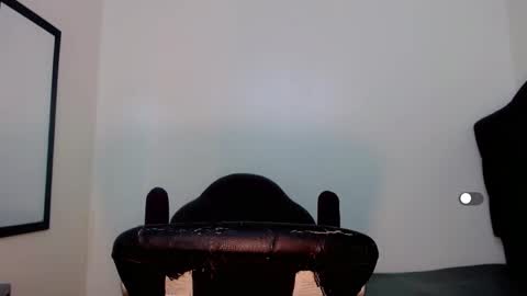 Snapshot of la_ratona_1 chatting on 01.21.25 AriSaray online show from 01.21.25