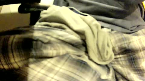 Snapshot of la_teaser chatting on 12.01.25 la teaser online show from 12.01.25