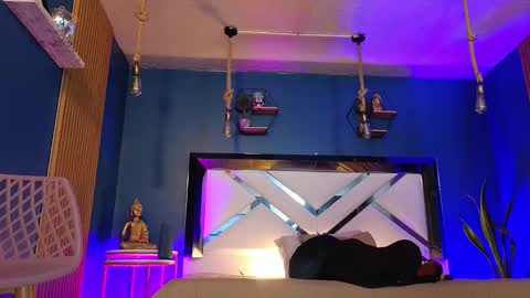 Cris  online show from 09.29.25