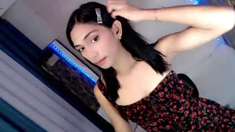 Snapshot of labatiba_ chatting on 11.25.25 Joana online show from 11.25.25