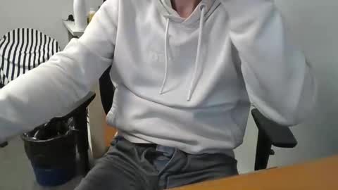 labelette007 online show from 01.09.26