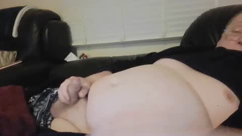 Snapshot of labialuv2suck chatting on 02.16.26 labialuv2suck online show from 02.16.26