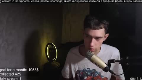 Snapshot of labour_guy chatting on 10.04.25 Marco online show from 10.04.25