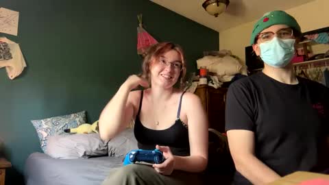 Snapshot of lacedinsin chatting on 09.08.25 lacedinsin online show from 09.08.25