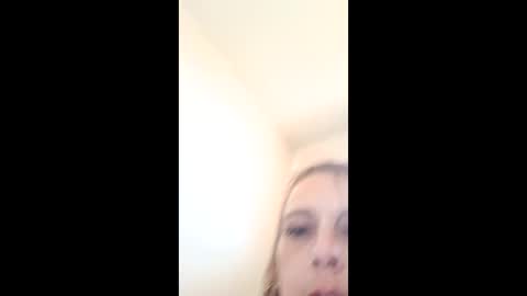 Snapshot of lacybell chatting on 03.06.25 lacybell online show from 03.06.25