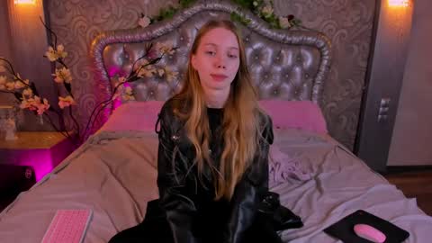 Snapshot of lada2k4 chatting on 05.31.26 Lada online show from 05.31.26