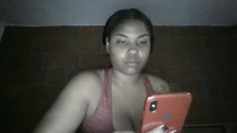 Snapshot of ladahear_ chatting on 01.11.25 Akyra online show from 01.11.25