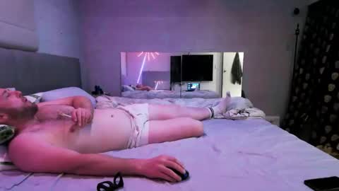 Hectic online show from 11.12.25