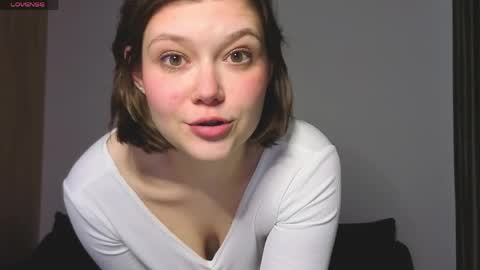 Snapshot of lady_birdd chatting on 04.13.26 lady_birdd online show from 04.13.26