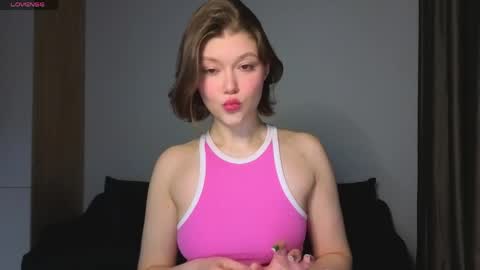 Snapshot of lady_birdd chatting on 04.30.26 lady_birdd online show from 04.30.26