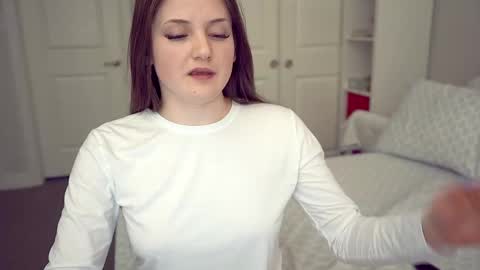 Anna online show from 02.08.25