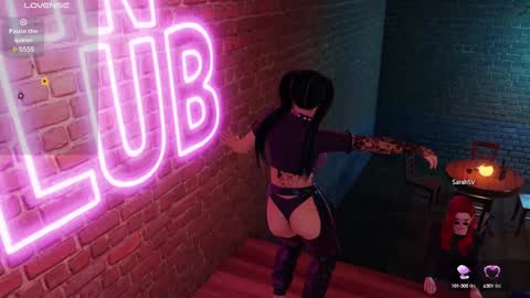 Snapshot of lady_butterfly19 chatting on 02.19.25 lady_butterfly19 online show from 02.19.25