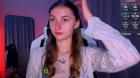 Snapshot of lady_curls chatting on 09.13.25 Nika online show from 09.13.25