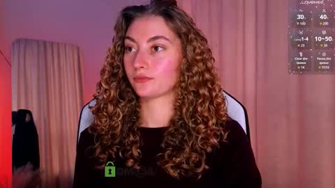 Snapshot of lady_curls chatting on 09.17.25 Nika online show from 09.17.25