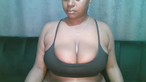 lady_dearra online show from 03.23.26