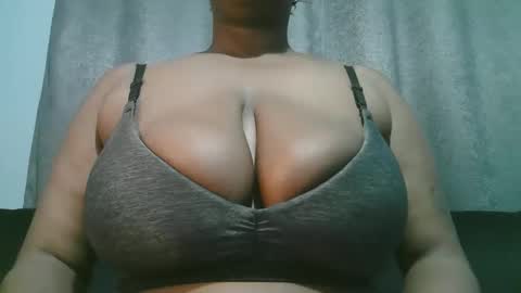 lady_dearra online show from 04.21.26