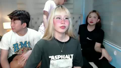 Snapshot of lady_galacticax chatting on 02.08.25 online show from 02.08.25