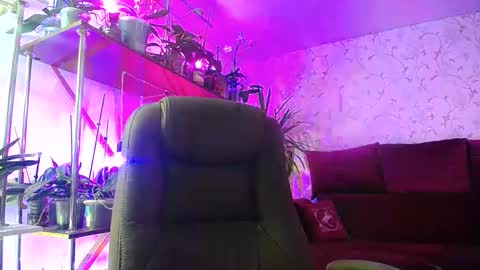 Lady Gloria online show from 10.09.25