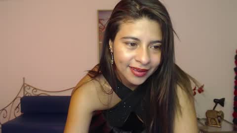 Snapshot of lady_isabella_ chatting on 05.26.26 Lady Isabella online show from 05.26.26