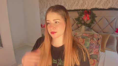 Snapshot of lady_lacey05 chatting on 12.21.24 Gaby online show from 12.21.24